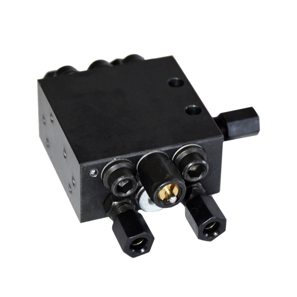 Фото - Прогресивний розподільник JPQ4 з мікропіном