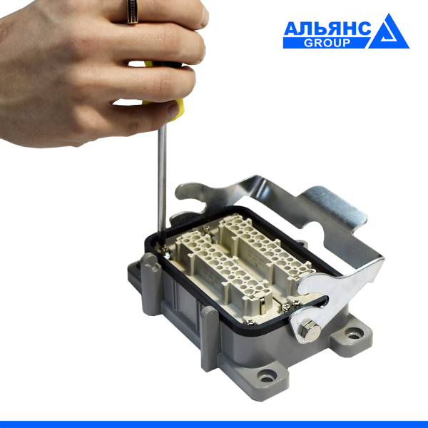 Фото - Роз'єм 6 контактів, 35А/500В