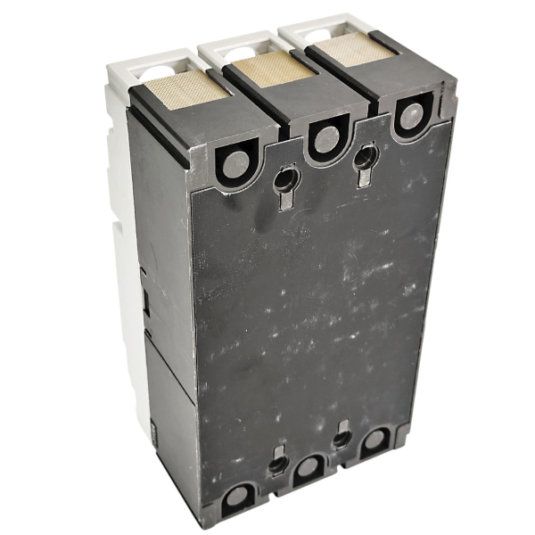 Фото - Автоматичний вимикач 3 полюси YTTM1-400 300А CHYT