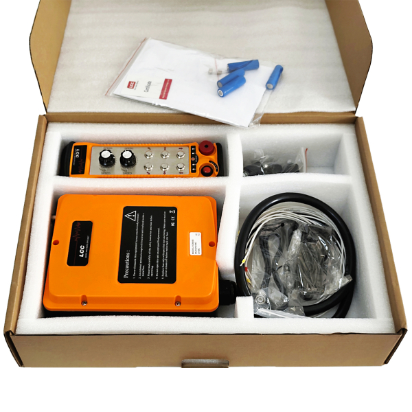 Фото - Комплект радіокерування краном XDA600 (6 кнопок одинарних + 2 потенціометри швидкості 0-10V) AC36-460V