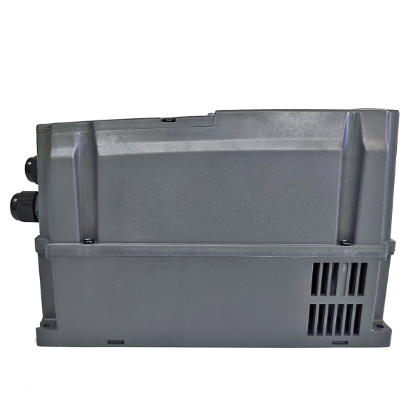 Фото - Частотний перетворювач 380В 3фази векторний 2.2KW M-Driver 980 з класом захисту IP66