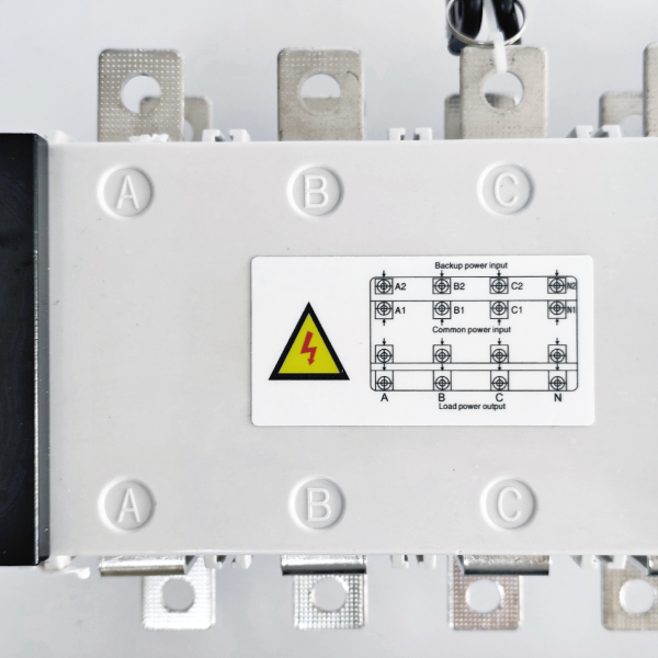 Фото - Автоматичний перемикач джерела живлення 4полюси 200А 400VAC LW4R-200 CHYT