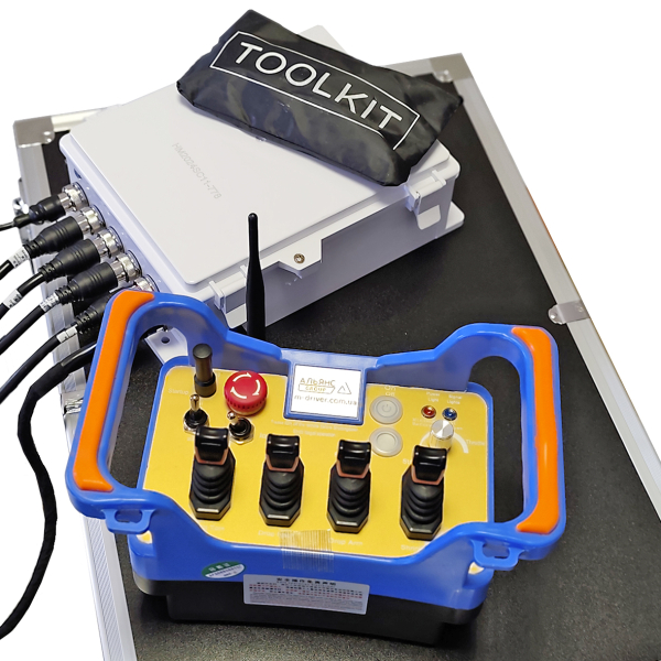 Фото - Комплект радіоуправління пропорційний з сервоприводами (4 джойстики + 1) DC 12-24V