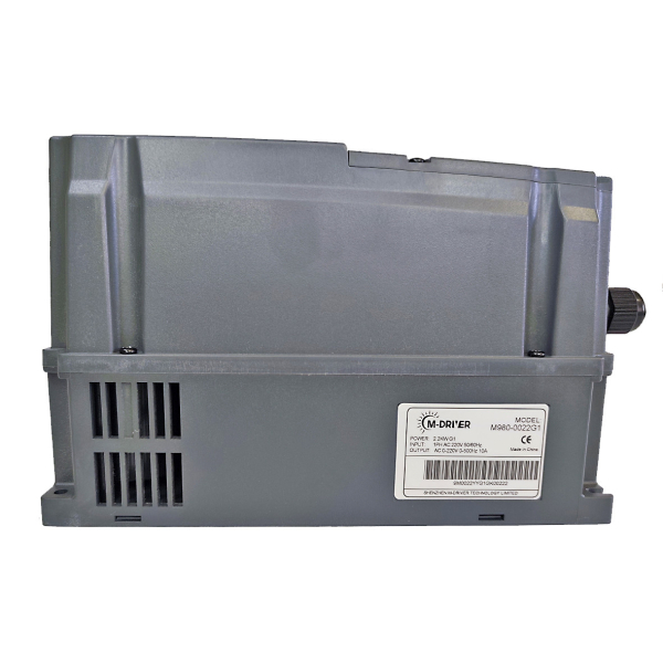 Фото - Частотний перетворювач з 220В 1фаза на 220В 3фази (1/3фаза) векторний 2.2KW M-Driver 980 з класом захисту IP66