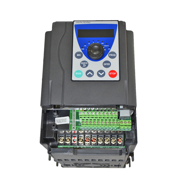 Фото - Частотний перетворювач FE550 з 220В 1фаза на 380В 3фази векторний 1,5KW