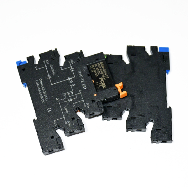 Фото - SSR-DD41F(41F-1Z-DD6A) Control (3-32VDC) Load (6A 5-60VDC)