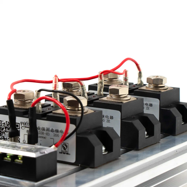 Фото - SSR модуль 3фази FCGT1*3-H3400DA48 (400A 380V) DC-AC