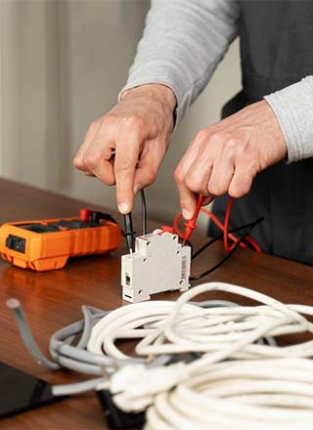 Электрооборудование